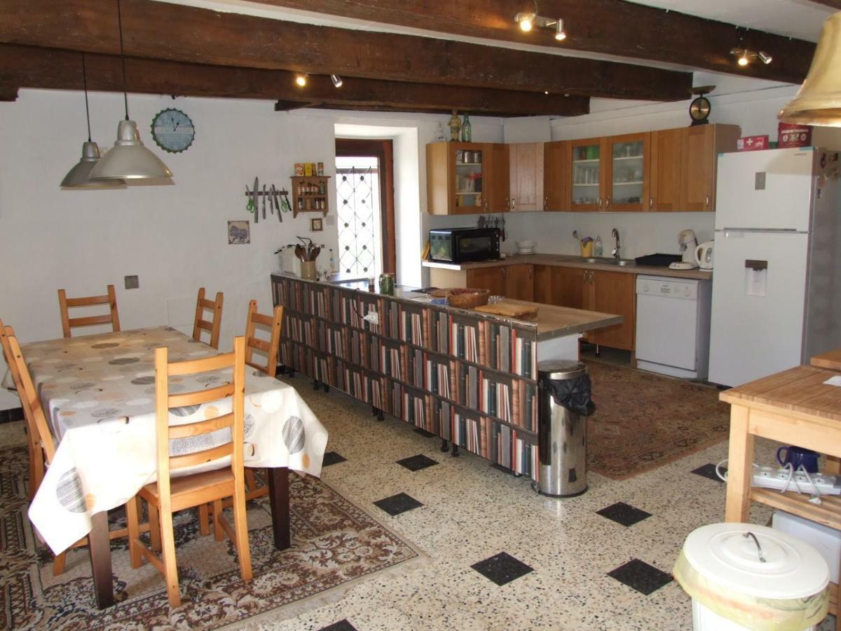 Villa Le Vieux Couvent Deviat Exterior foto
