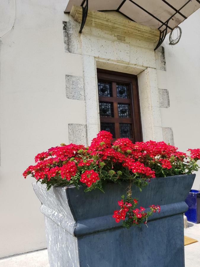 Villa Le Vieux Couvent Deviat Exterior foto